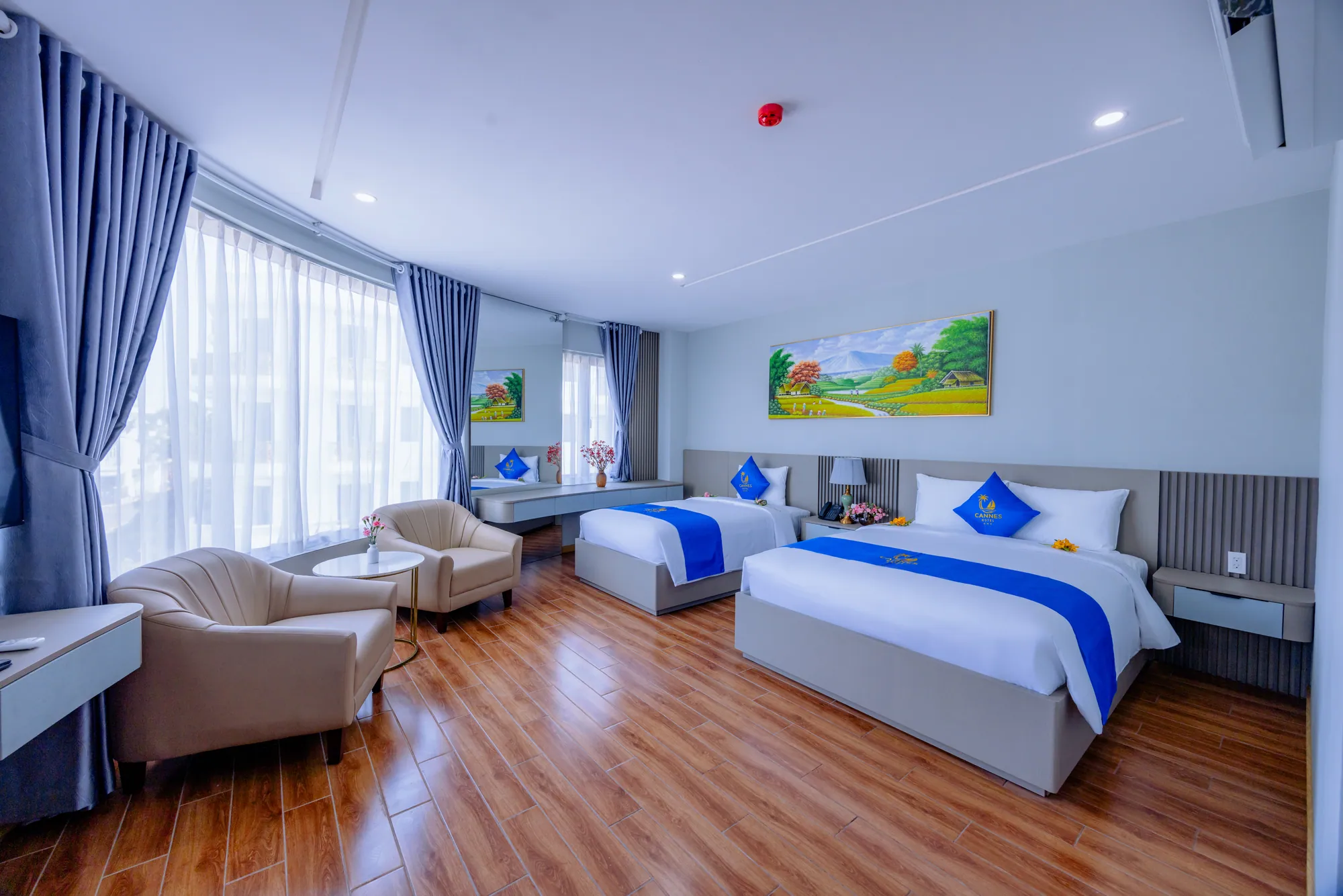 Premium Corner — 2